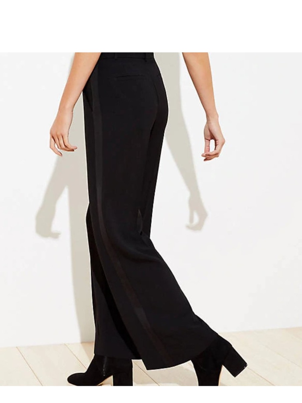 LOFT Women's Wide Leg Tuxedo Pants Trousers. Size 2 Black